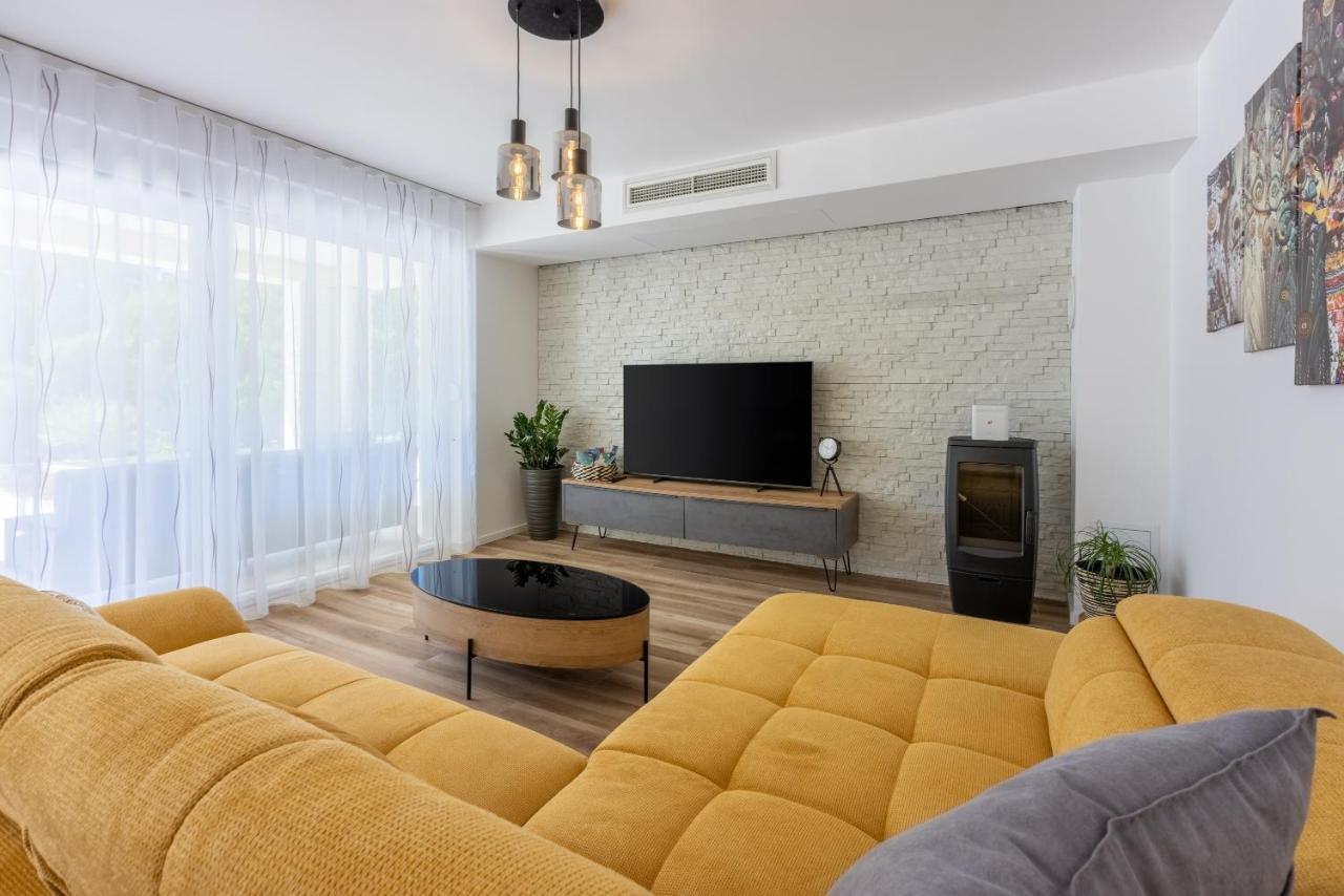 Villa Una Muraj Bagian luar foto